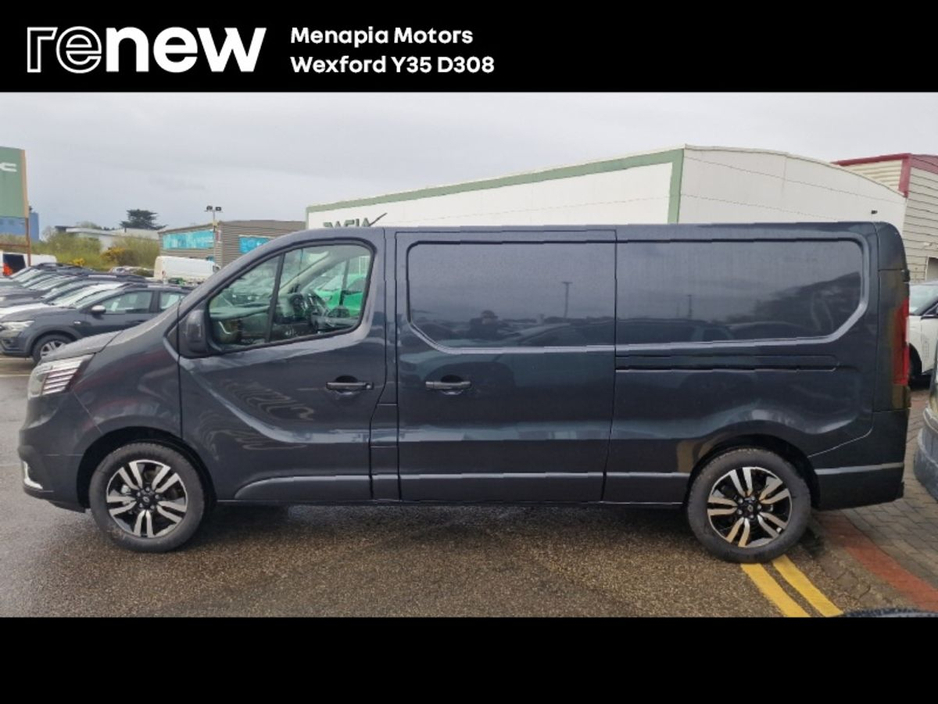 2026 Renault Trafic - image 7