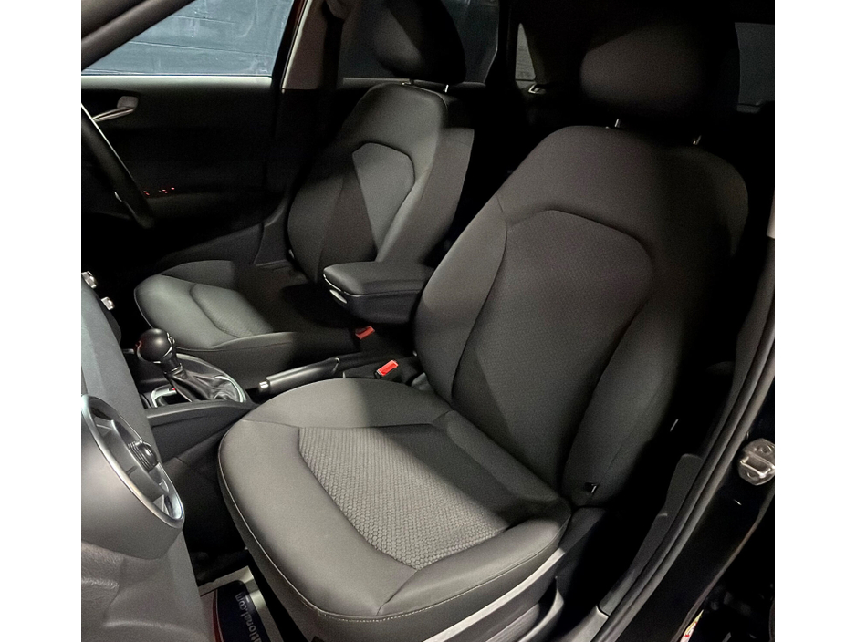 2017 Audi A1 - image 29