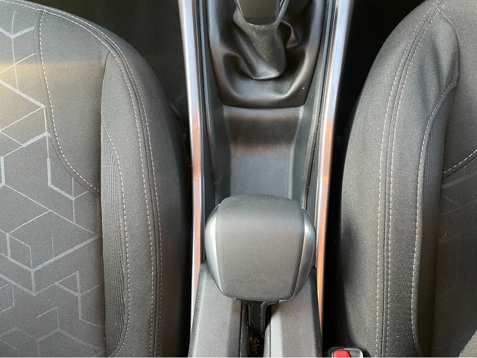 2014 Peugeot 2008 ACTIVE 1.6 HDI 92 4DR €5,950