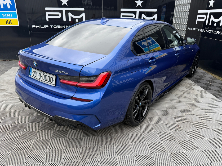 2020 BMW 3 Series - image 9