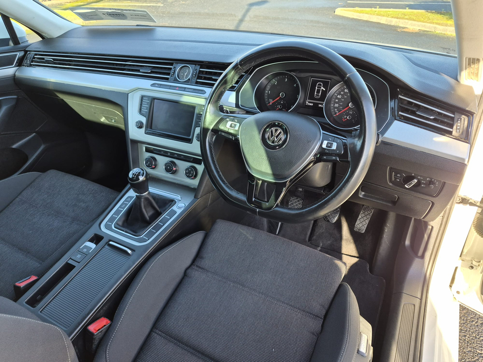 2016 Volkswagen Passat  €9,999