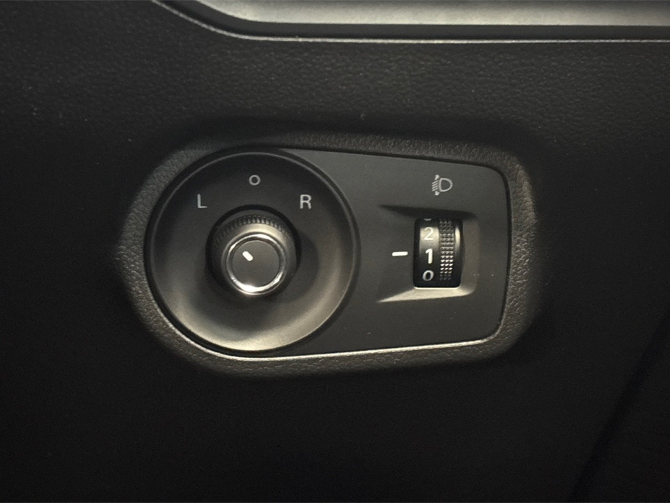 2025 MG 4 EXCITE LR**DIGITAL DASH**MULTIFUNCTIONAL STEERING WHEEL**APPLE CARPLAY ANDROID AUTO**REVERSE CAMERA**KEYLESS START**AIR CONDITIONING**CRUISE CONTROL**BLACK CLOTH INTERIOR**FINANCE AVAILABLE** €25,495