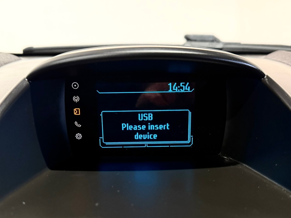 2014 Ford Fiesta ZETEC 1.25 60PS M5 4DR MCA €8,990