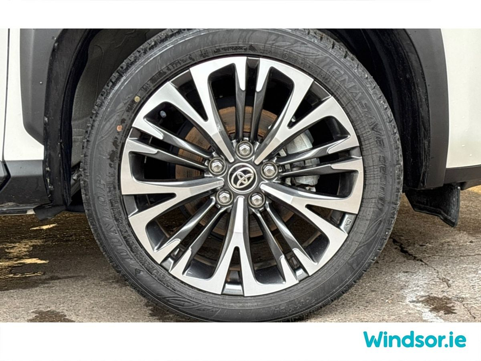 2020 Toyota Yaris Cross - image 16