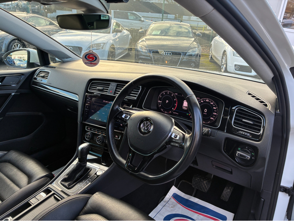 2020 Volkswagen Golf ( 202 REG 1.4 TSI LEATHER LEATHER SEATS VIRTUAL CLOCKS  SAT NAV  LEATHER  SEATS - VIRTUAL CLOCKS -REVERSE CAMERA - NAVIGATION - CARPLAY - ANDROID AUTO- BLIND SPOT REAR TRAFFIC ASSIST - DISCOVER PRO €22,950