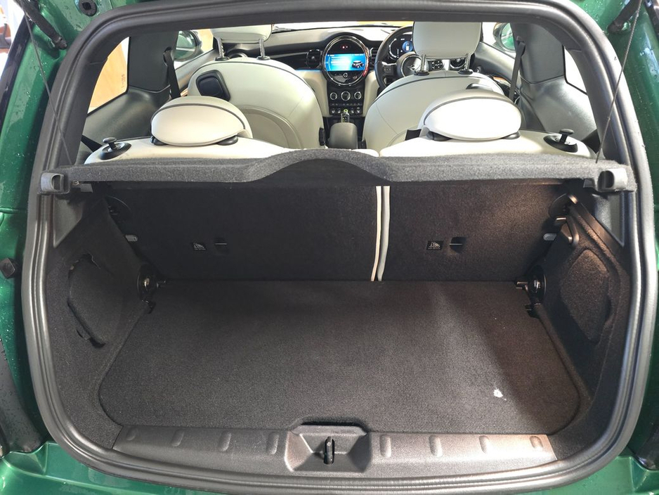 2024 MINI Cooper S - image 6