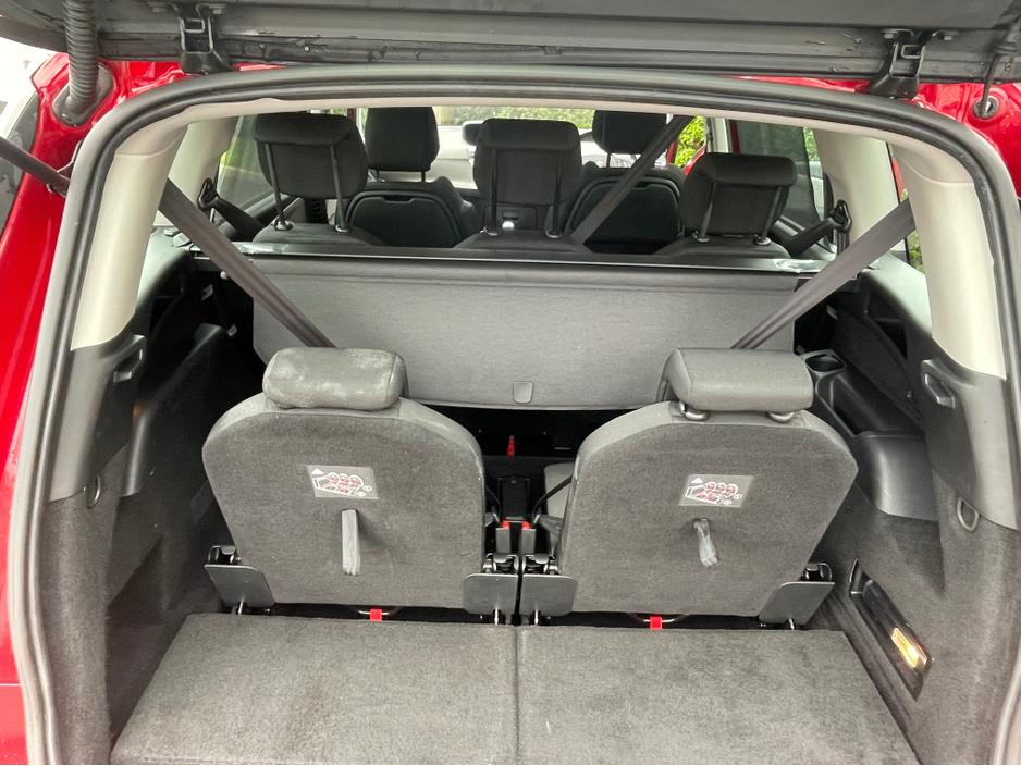 2014 Citroen Grand C4 Picasso - image 8