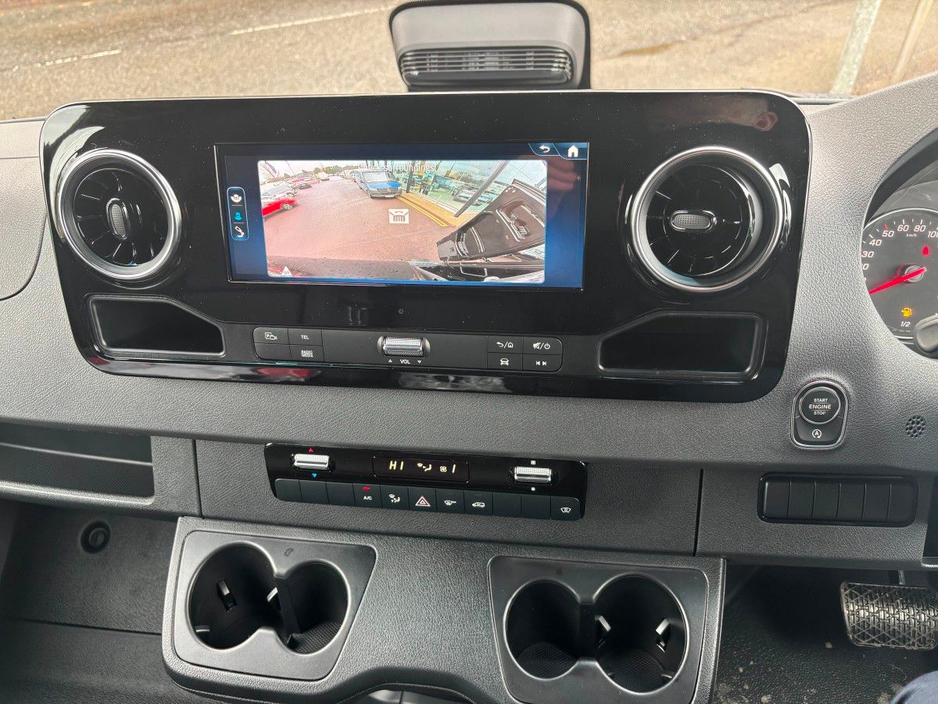 2026 Mercedes-Benz Sprinter - image 9