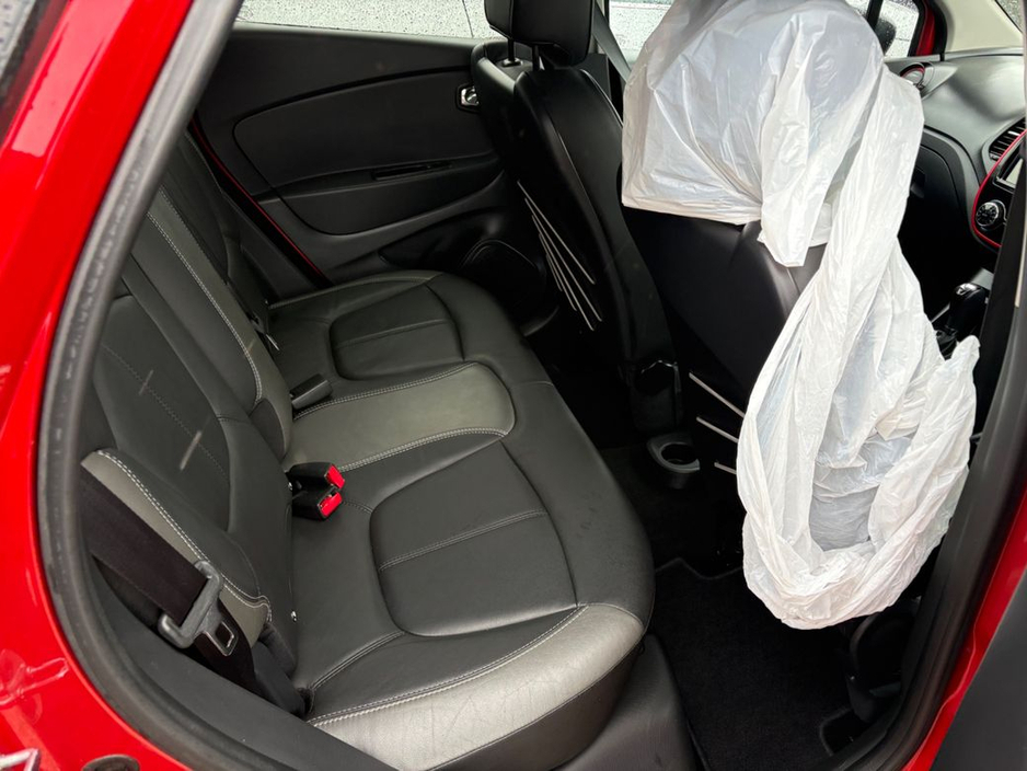 2016 Renault Captur - image 7
