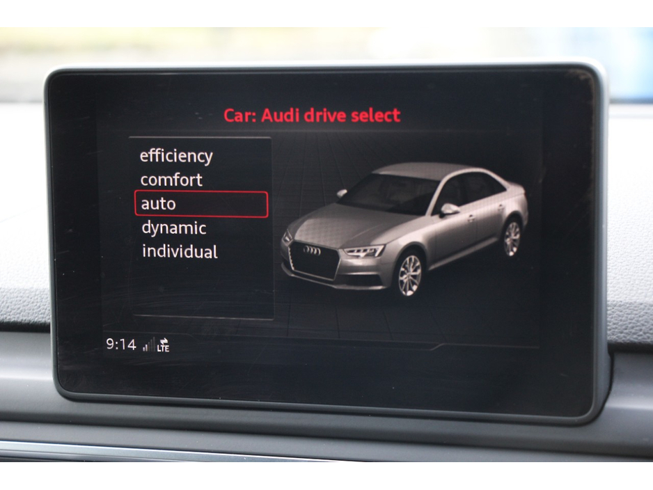 2016 Audi A4 - image 25