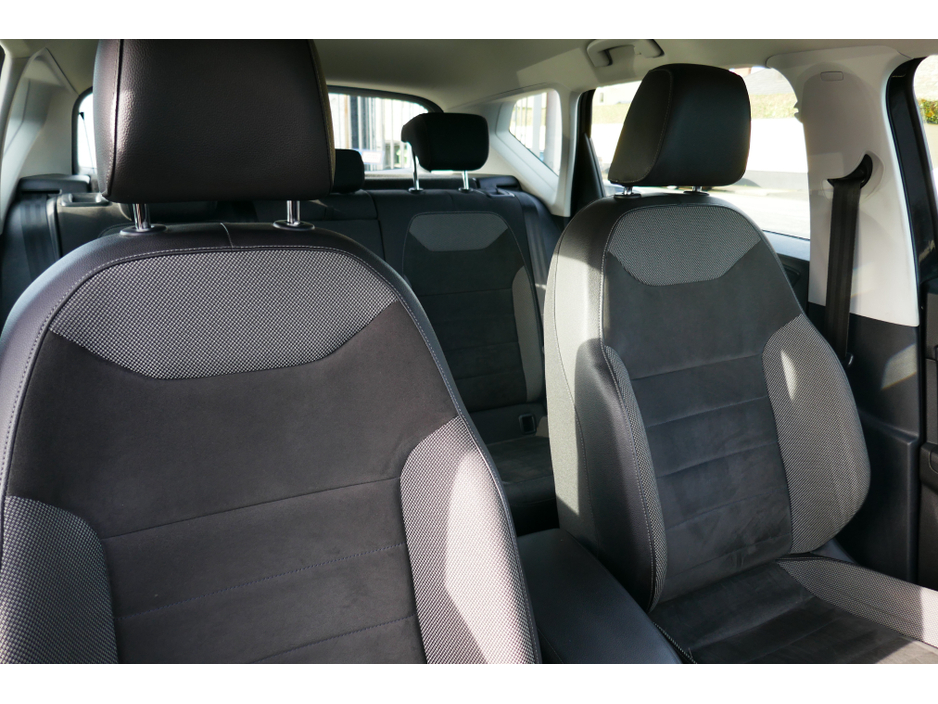 2017 SEAT Ateca 1.6 TDI 115HP ECO SE 5DR €16,000