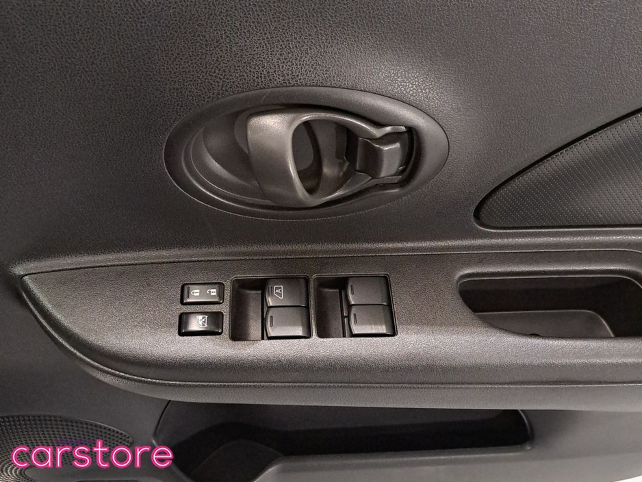 2021 Nissan March - image 17