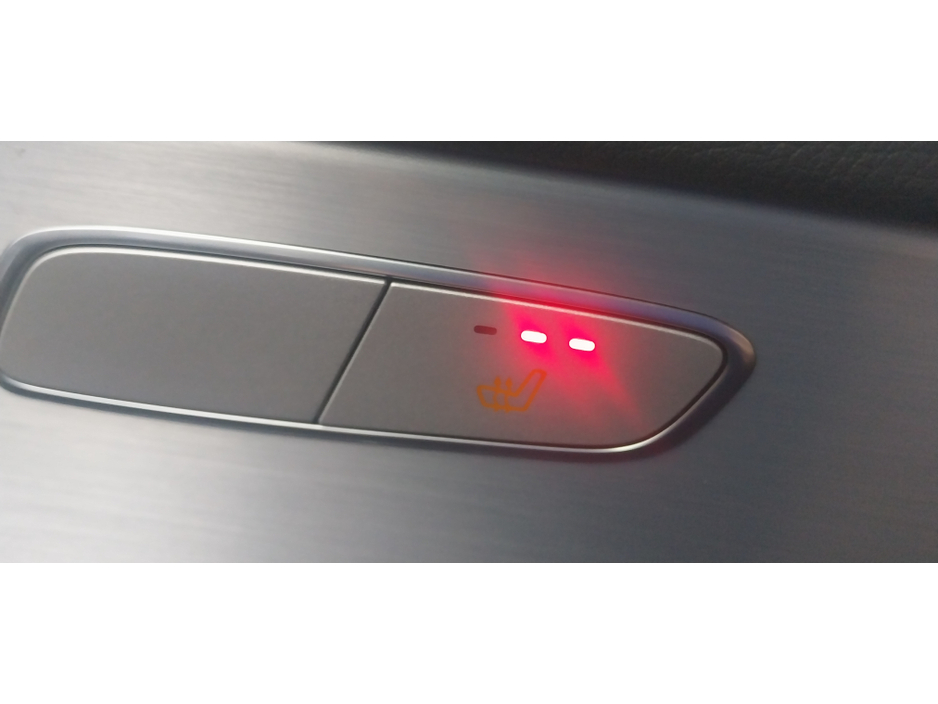 2022 Mercedes-Benz GLC Class 300E AMG LINE E 4MATIC 5DR €42,950