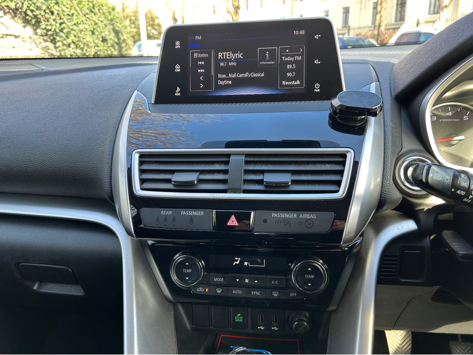 2019 Mitsubishi Eclipse Cross - image 13