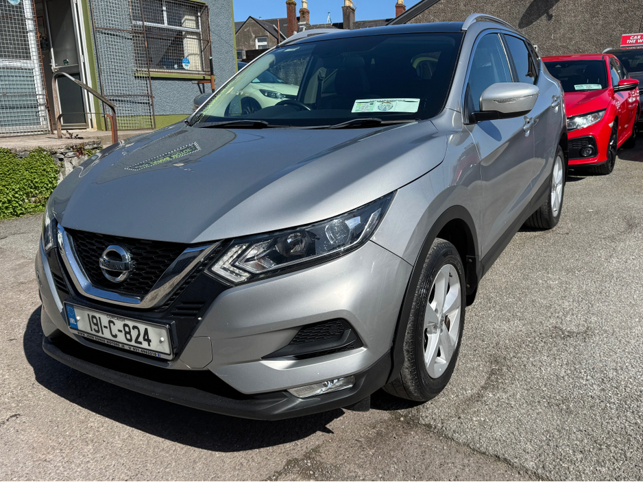 2019 Nissan Qashqai - image 3