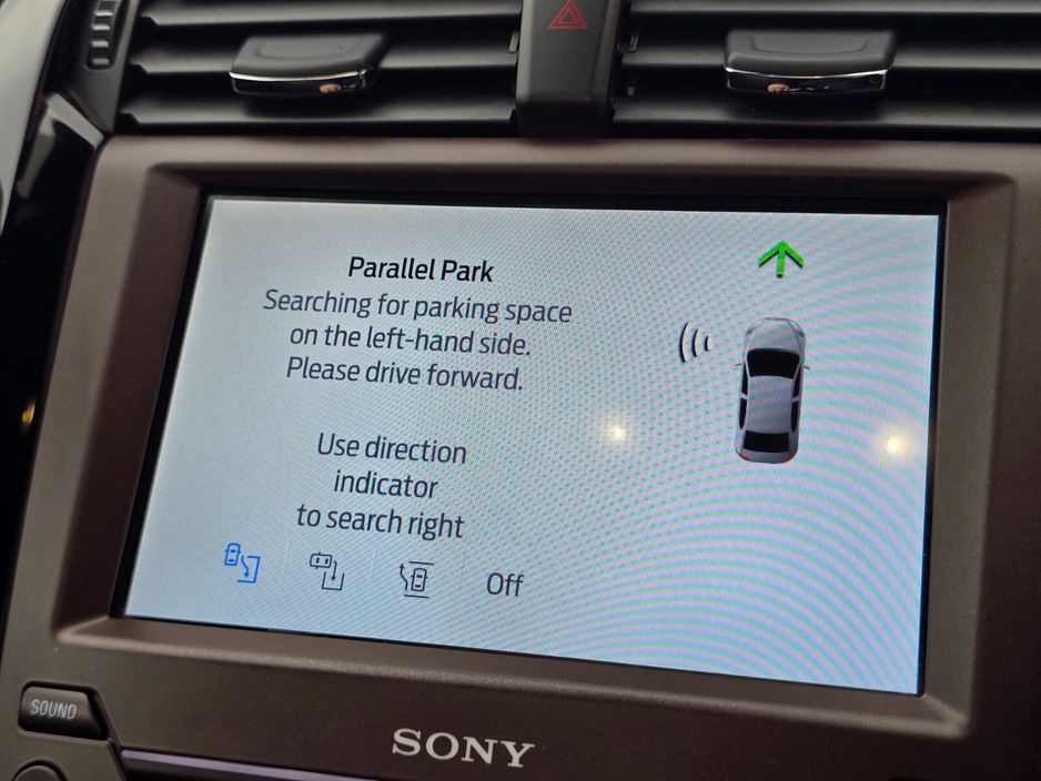 2020 Ford Mondeo - image 28