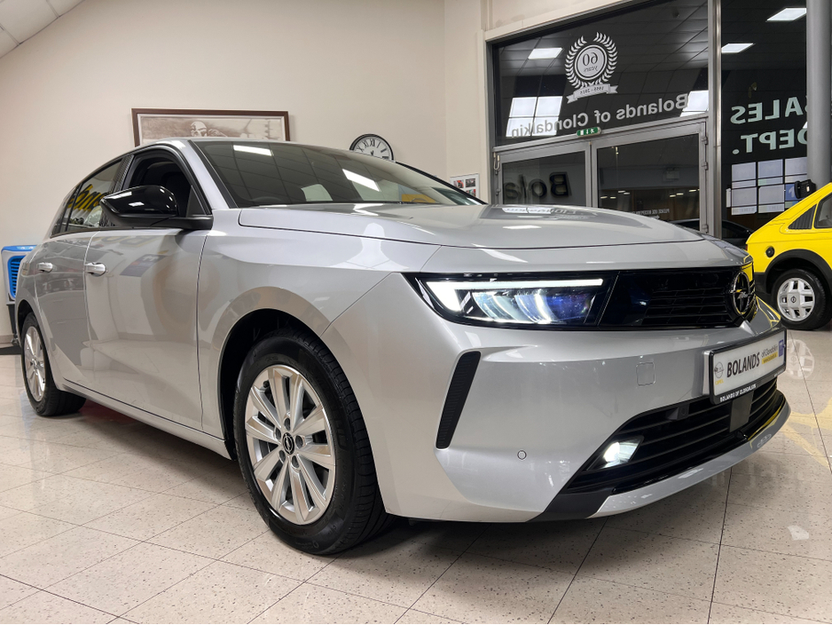 2024 Opel Astra - image 9