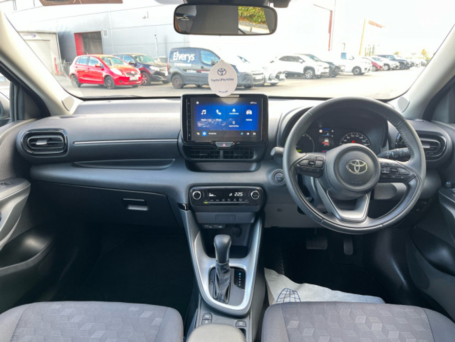 2025 Toyota Yaris Yaris Hybrid 115 Luna €27,450