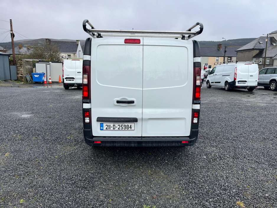 2021 Renault Trafic LWB 120BHP LOW MILEAGE €16,950