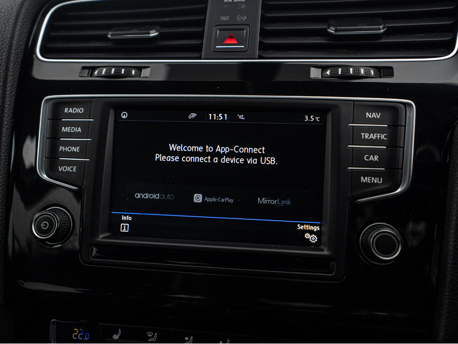 2017 Volkswagen Golf 2017 Golf 1.2tsi HIGHLINE/High spec/1yr warranty €16,888