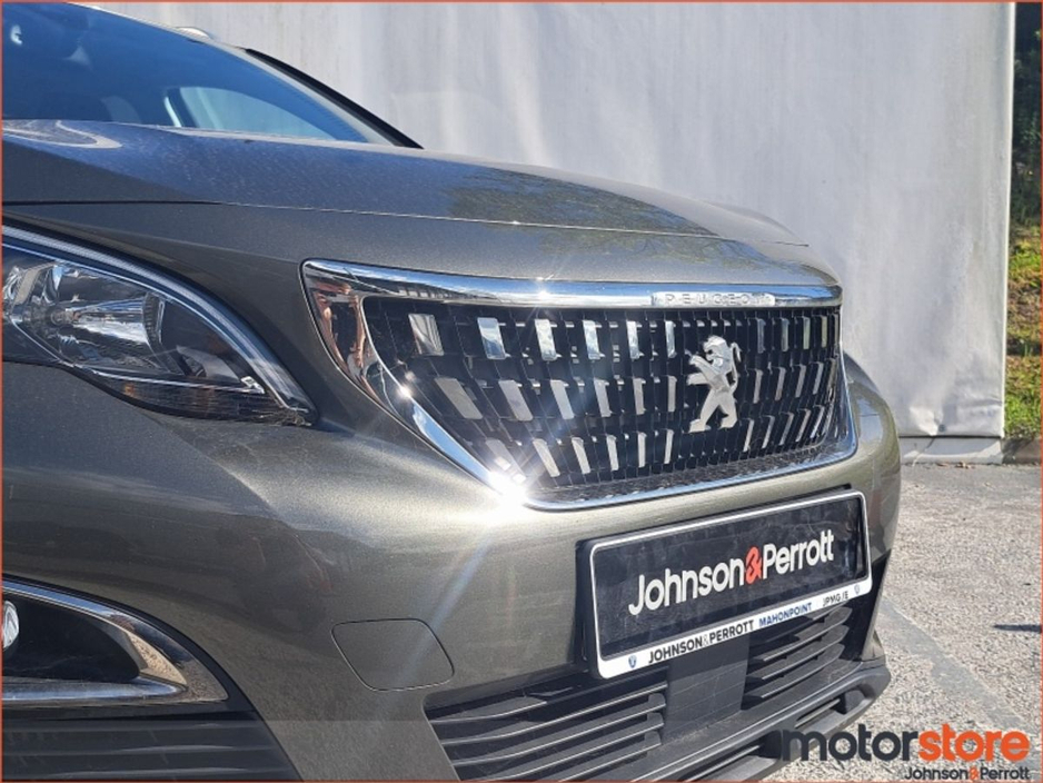 2020 Peugeot 3008 - image 26