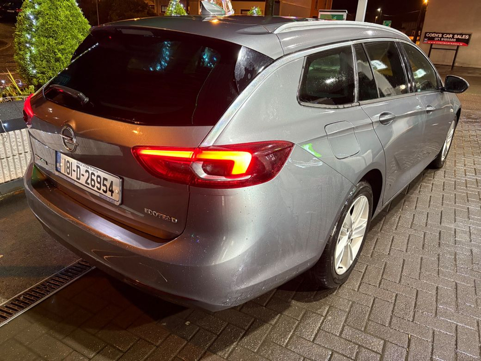 2018 Opel Insignia 1.6 CDTi 136 SRi Sports Tourer €12,990