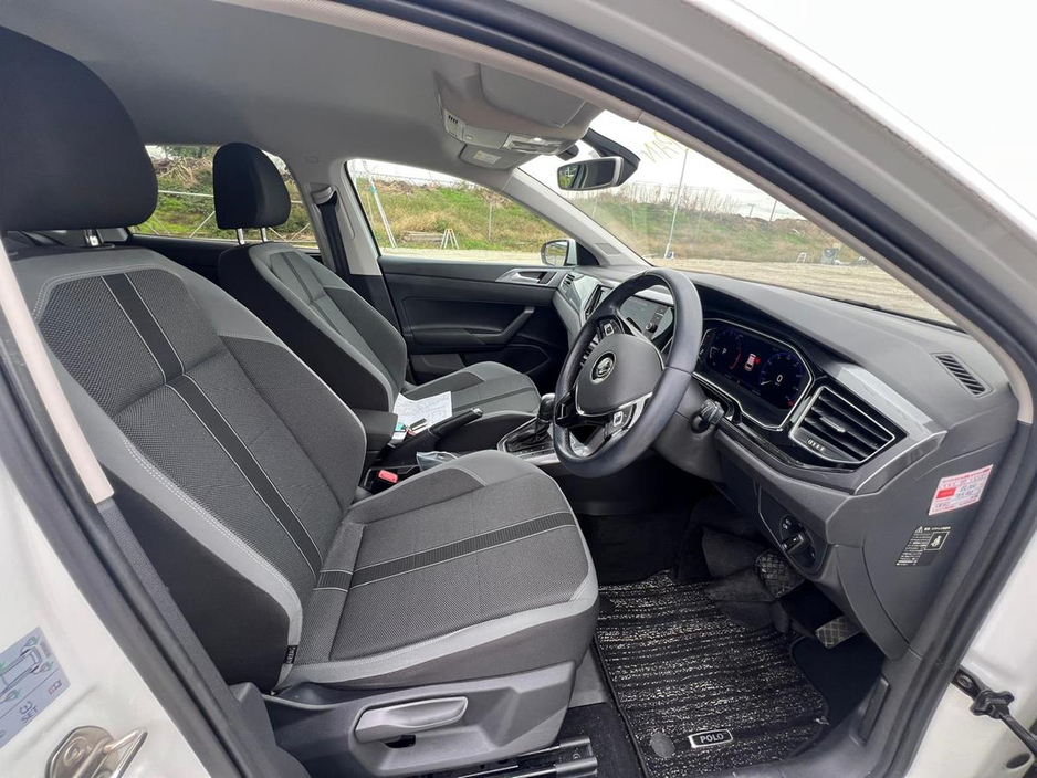2019 Volkswagen Polo - image 4