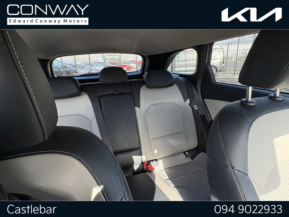 2021 Kia Ceed - image 15