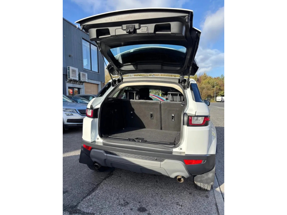 2016 Land Rover Range Rover Evoque 2.0 eD4 Pure €15,000