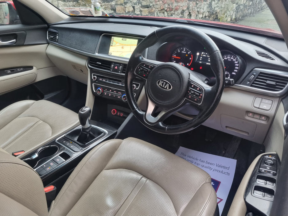2017 Kia Optima 1.7 D Platinum €7,499