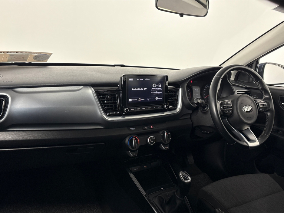 2021 Kia Stonic - image 31