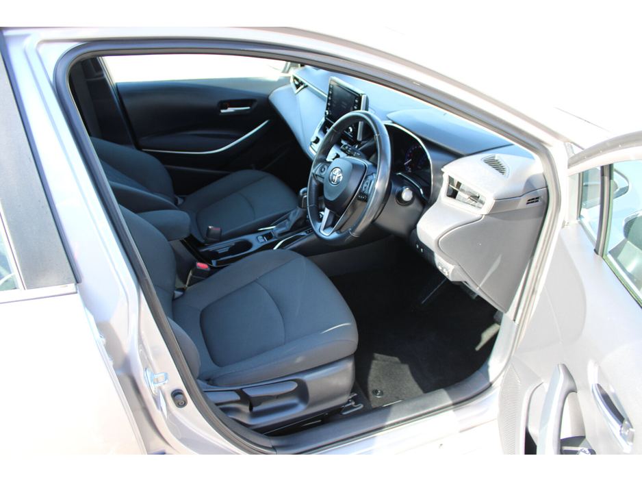 2021 Toyota Corolla - image 11
