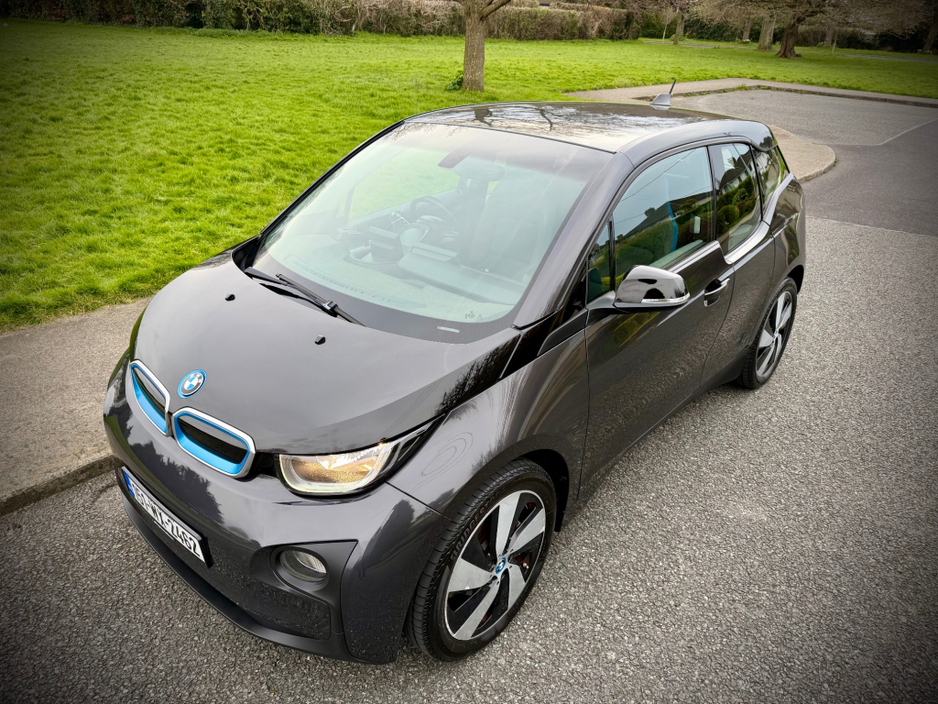 2015 BMW i3 - image 16