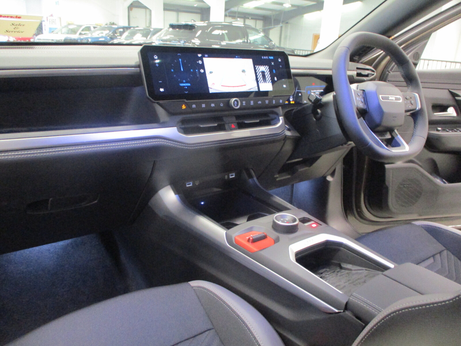 2026 Jeep Compass - image 20