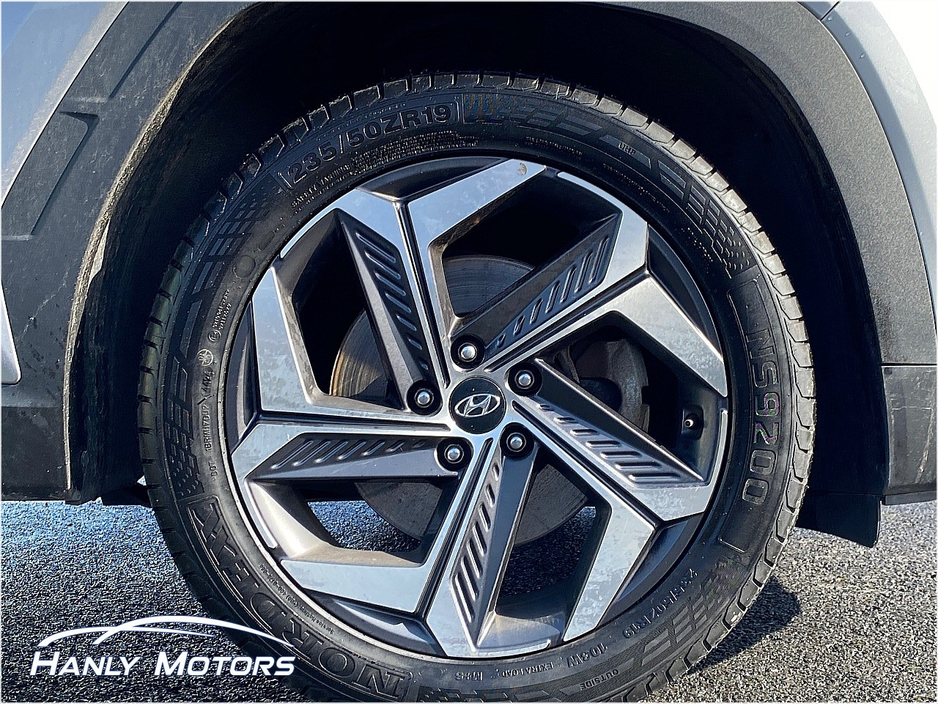 2022 Hyundai Tucson - image 11