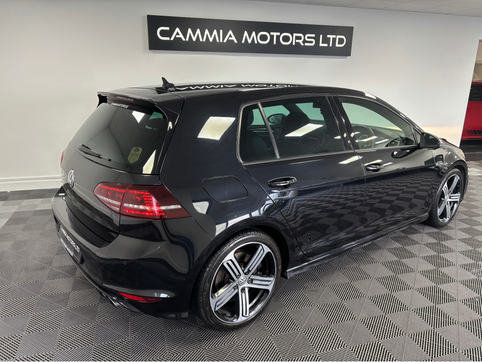 2014 Volkswagen Golf *VOLKSWAGEN GOLF R* *DSG* *KEYLESS ENTRY* *DCC* *PARKING SENSORS* *REVERSE CAMERA* *HEATED LEATHER ELECTRIC SEATS* *WIDE SCREEN *TRADE INS WELCOME* *2.0 R 4MOTION 300PS 5DR* €22,950