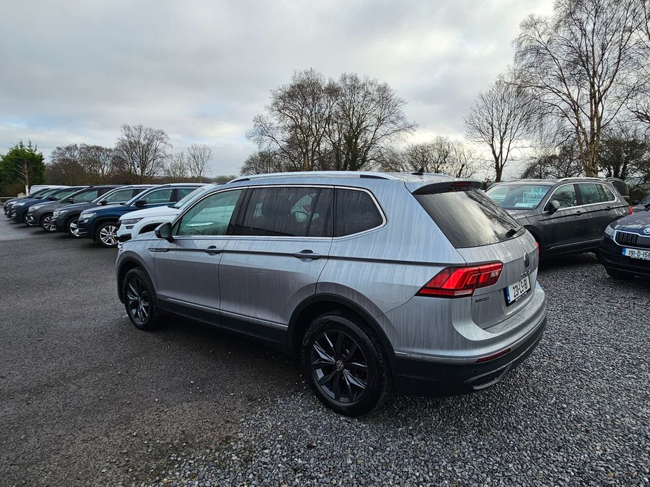 2023 Volkswagen Tiguan Allspace A7 Life 2.0tdi M6F 150 €41,990