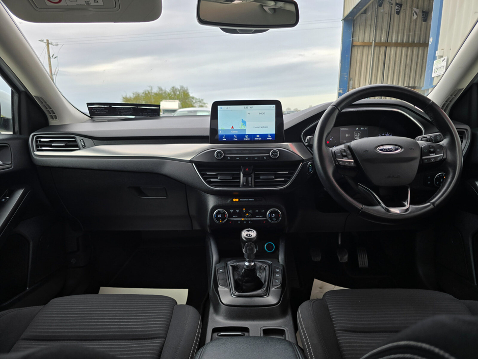 2019 Ford Focus - image 31