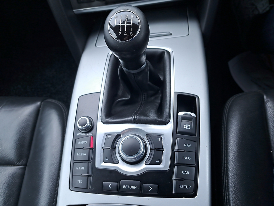 2010 Audi A6 - image 27