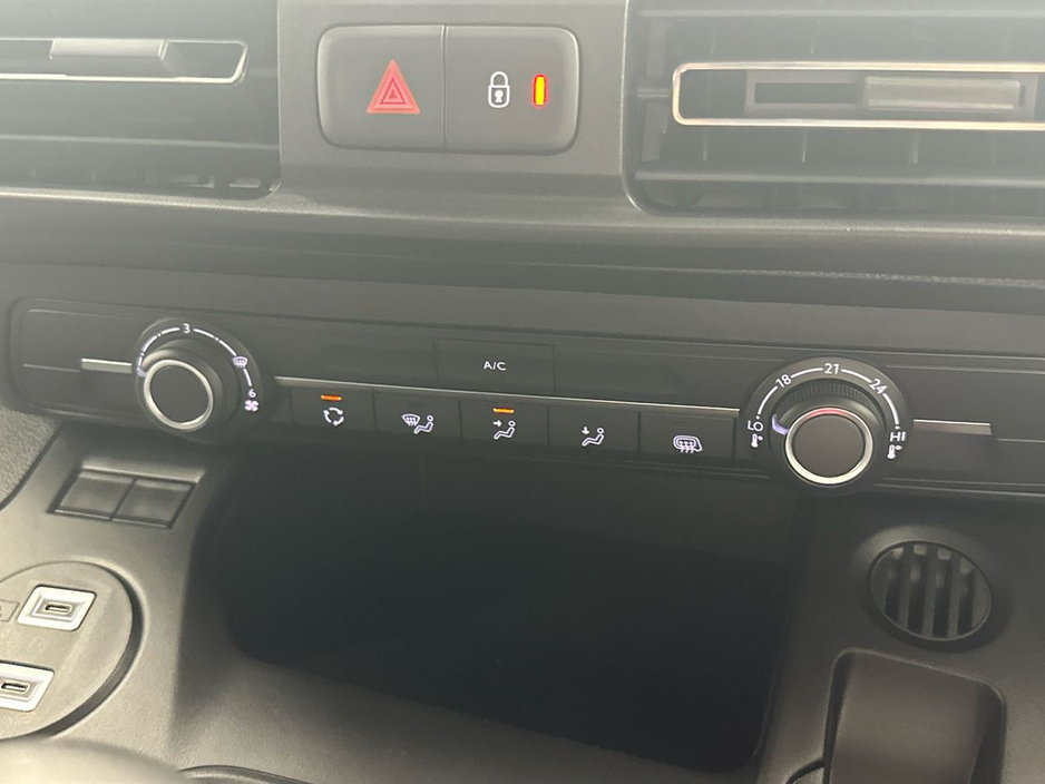 2026 Peugeot Partner - image 18