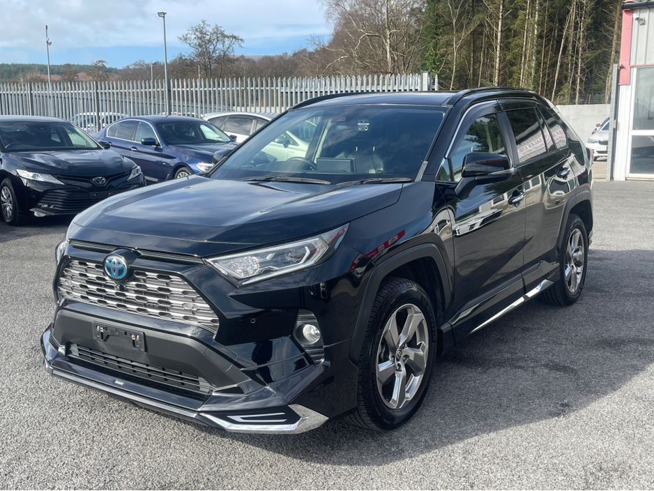 2020 Toyota Rav4 - image 3