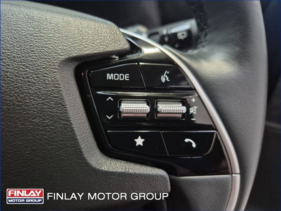 2023 Kia Niro - image 15