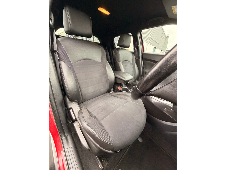 2017 Nissan Juke 1.2 DIG-T N-CONNECTA 5DR 115PS €9,950