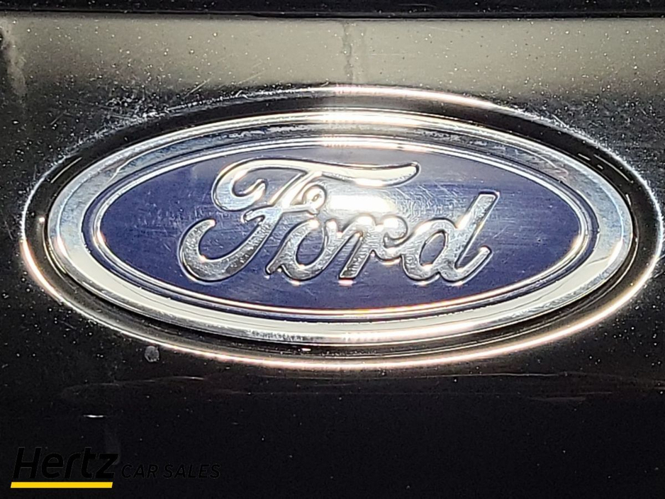 2023 Ford Focus - image 10