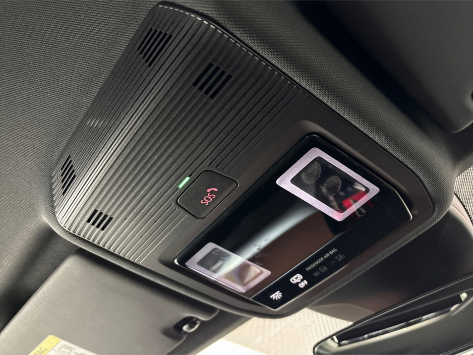 2021 Volkswagen ID.4 - image 24