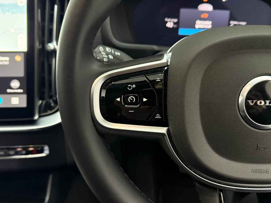 2025 Volvo XC90 ULTRA T8 RECHARGE 2.0 455HP PHEV *7 SEATER* €89,990