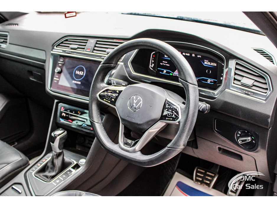 2021 Volkswagen Tiguan - image 15