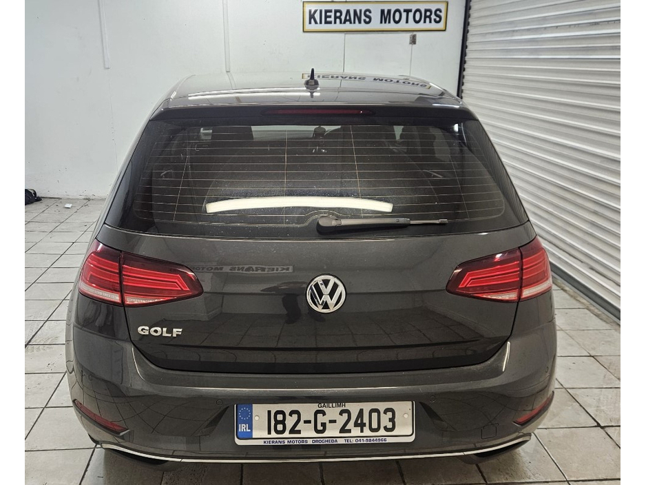 2018 Volkswagen Golf - image 3