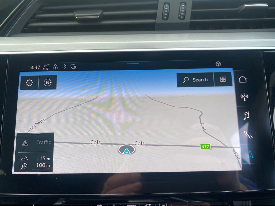 2022 Audi e-tron - image 19