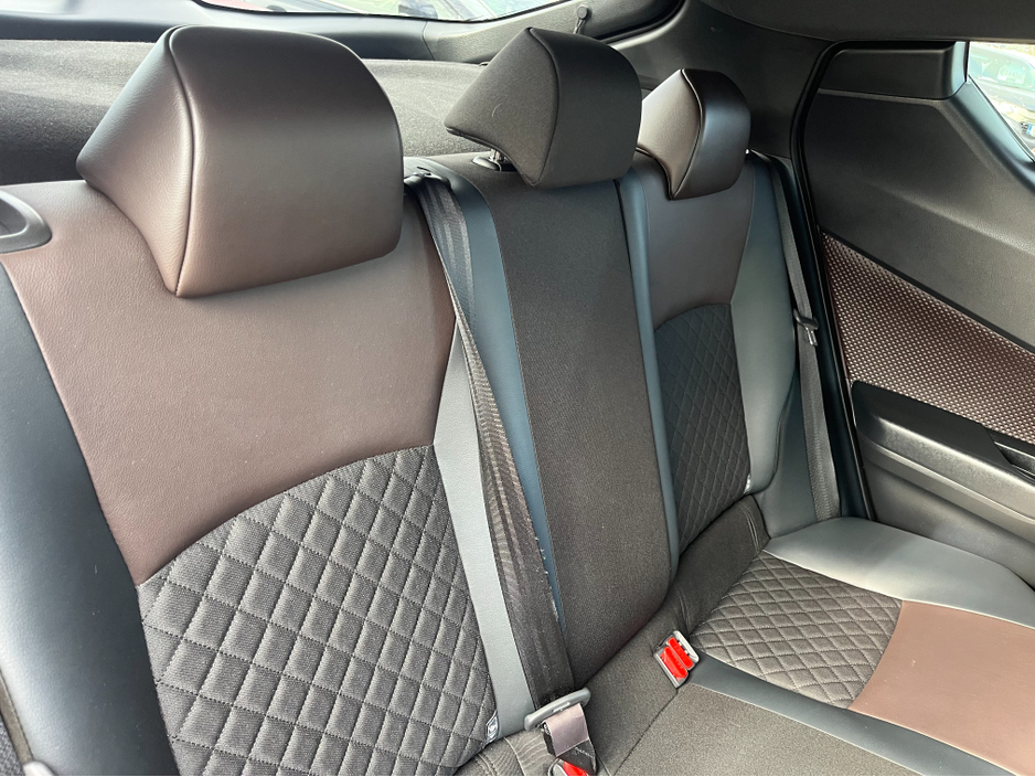 2018 Toyota C-HR - image 11